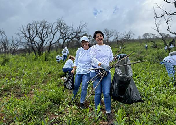 A  group photo of Diageo employees