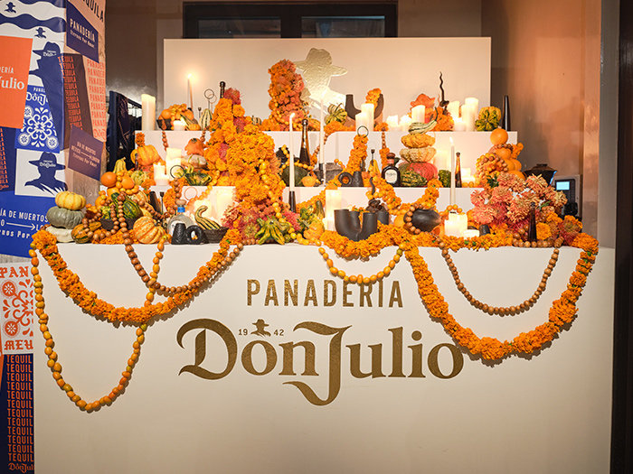 Día de Muertos 2025: Bakeries at Dawn, Tequila at Dusk